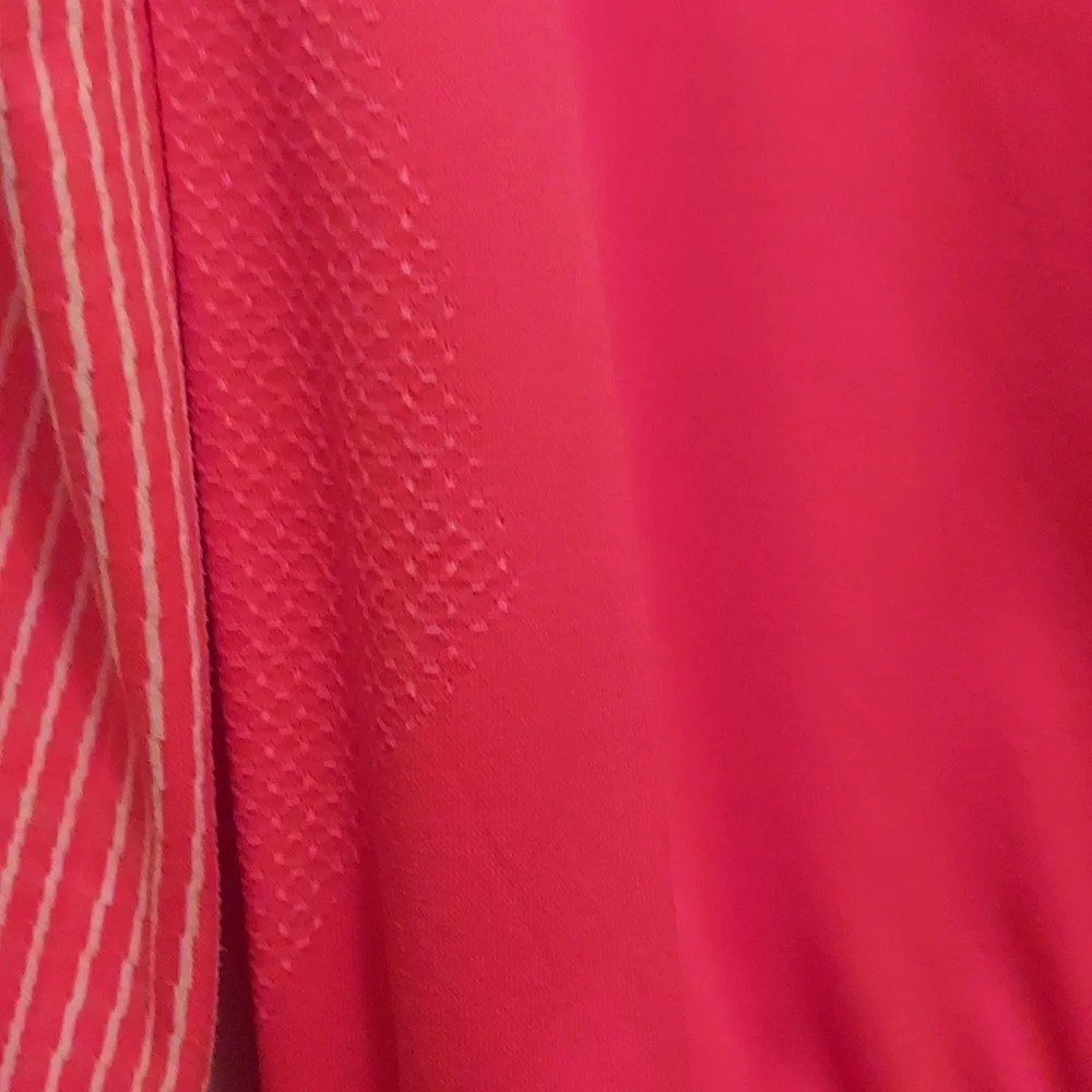 Women's Nike Dri-fit athletic top - Picture 5 of 7